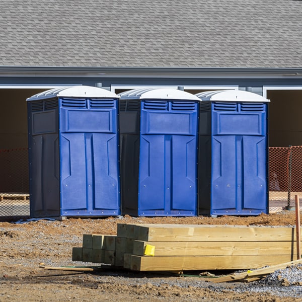 what is the maximum capacity for a single portable toilet in Roscoe South Dakota
